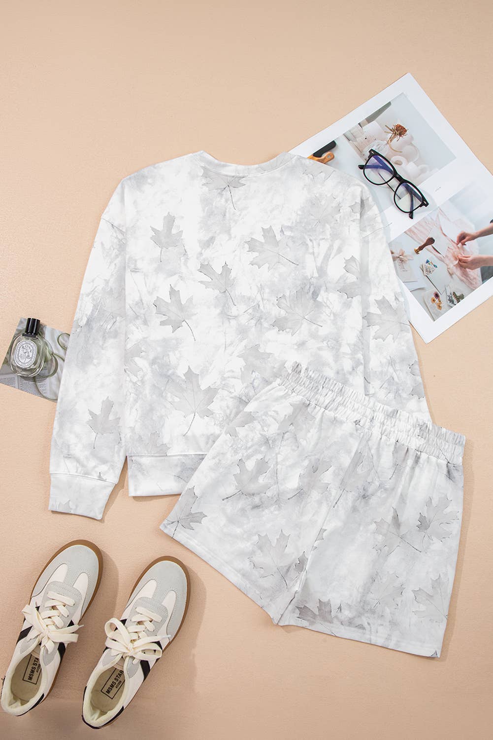 LAS Abstract Print Top and Elastic Waist Short Set (S-XL): Beige / Missy / S