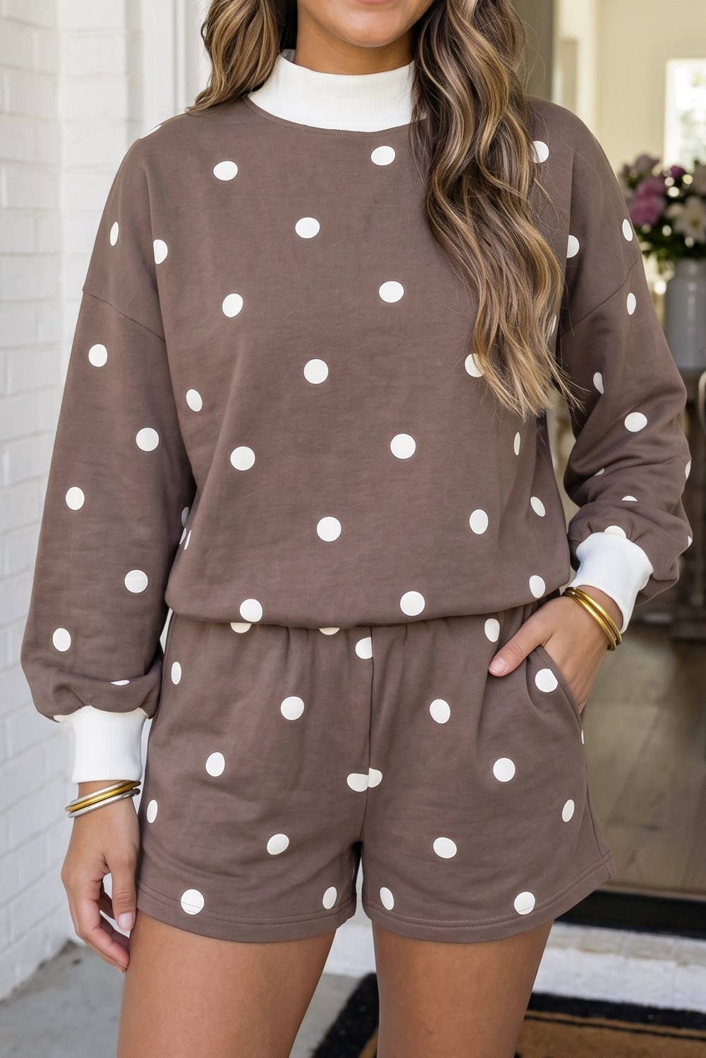 LAS Polka Dot Mock Neck 2pcs Shorts Set (S-XL): Brown / L