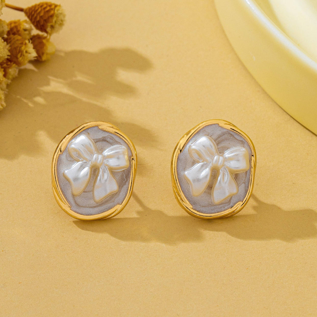 Vintage Pearlized Bow Button Stud Earrings | 80E63089: GOLD