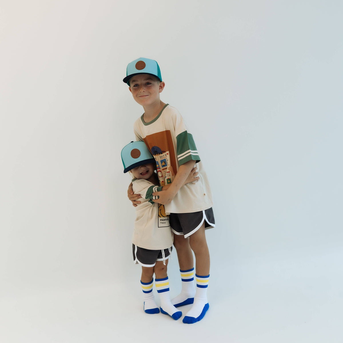 SCHOOL TRIBUNE | GREEN | OVERSIZED KIDS TEE: OVERSIZED / 10/11Y