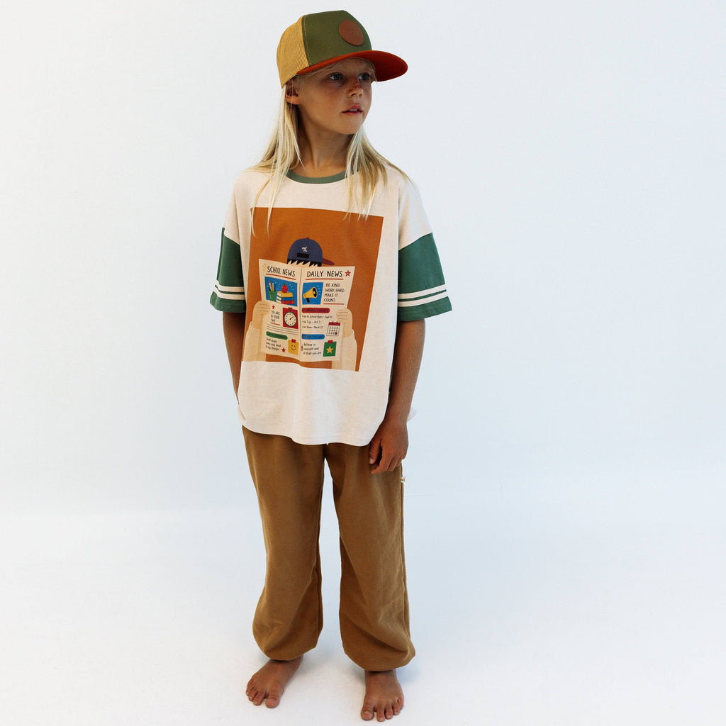 SCHOOL TRIBUNE | GREEN | OVERSIZED KIDS TEE: OVERSIZED / 10/11Y